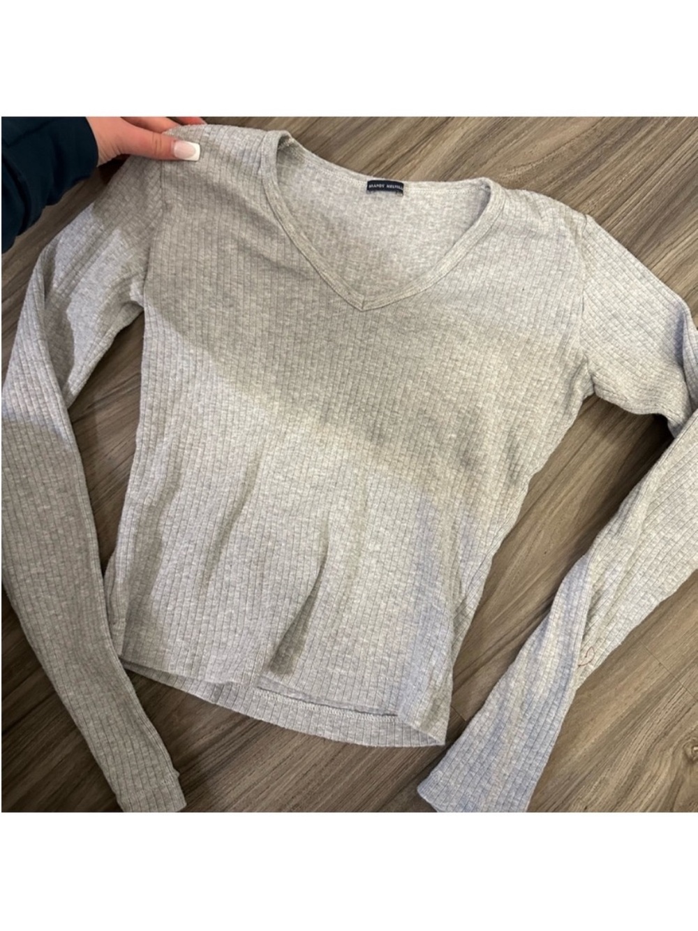 Brandy Melville Light Gray Ribbed V-Neck Long Sleeve Top